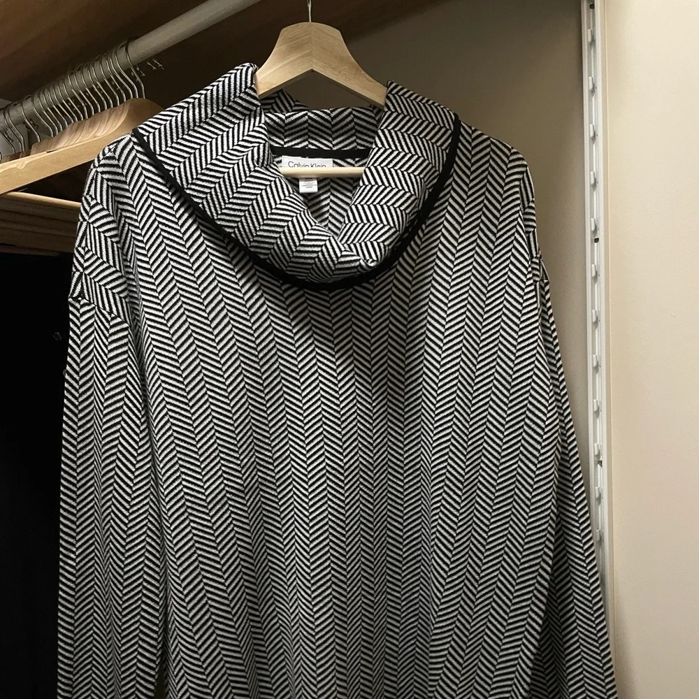 Calvin Klein Cowl Neck Long Sleeve Herringbone Pullover Sweater - Picture 5 of 9
